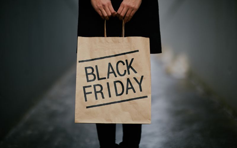 A Free $10 Gift Credit for Black Friday
