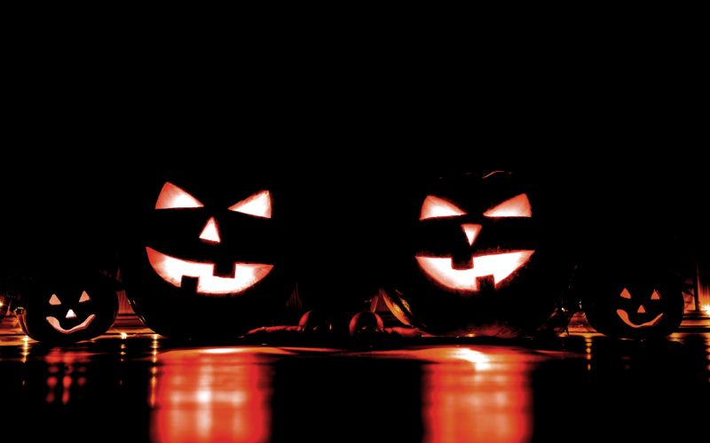 Halloween concept. Pumpkin head jack lantern lighting