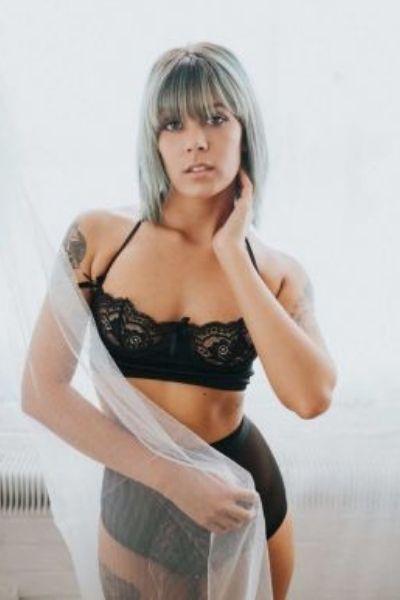Sexy boudoir model