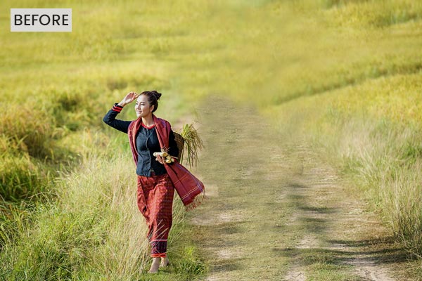 A women walking in a field