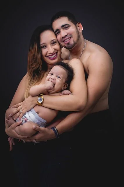 cute smiling photos of nude families