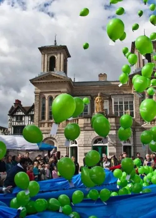 capture the green balloon release