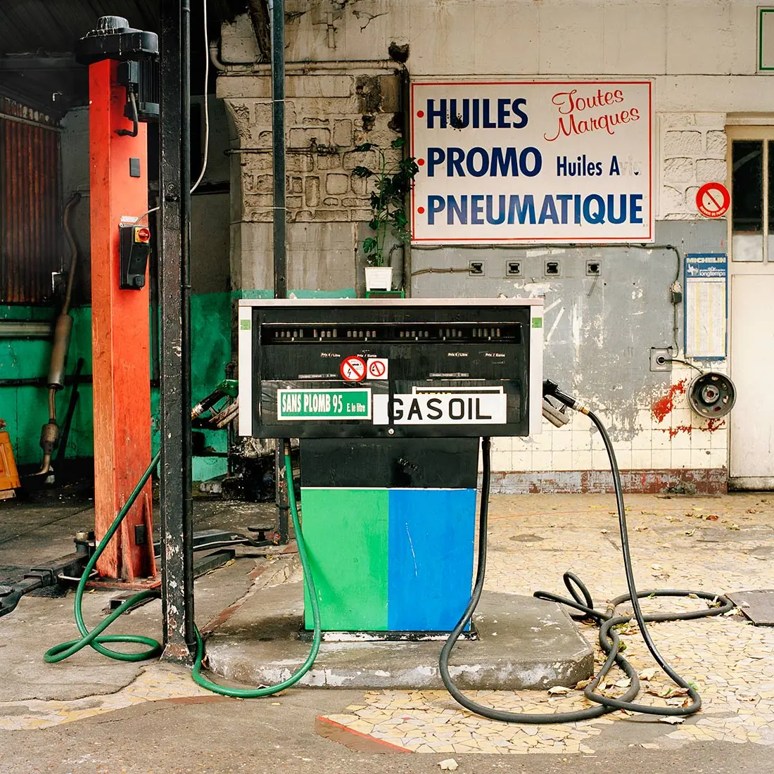 appreciate photographs Tom Johnson