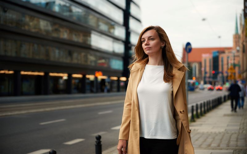 portrait-of-woman-at-city-street