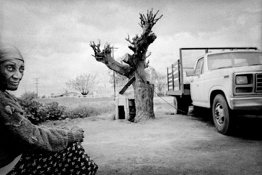 social documentary photographers - valley’s disappearing