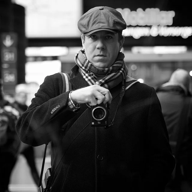 portrait of thomas leuthard