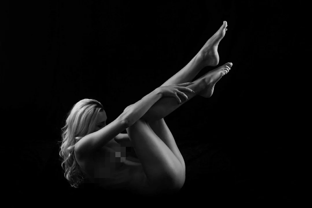 low key photography, bodyscape lighting setup, artistic bodyscape photography, bodyscape poses guide, low light photography tips