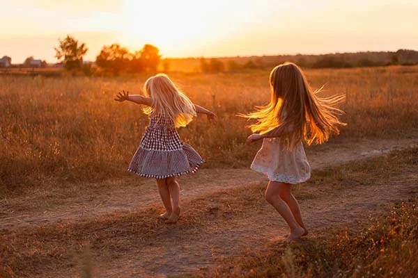 Candid picture on kids playing