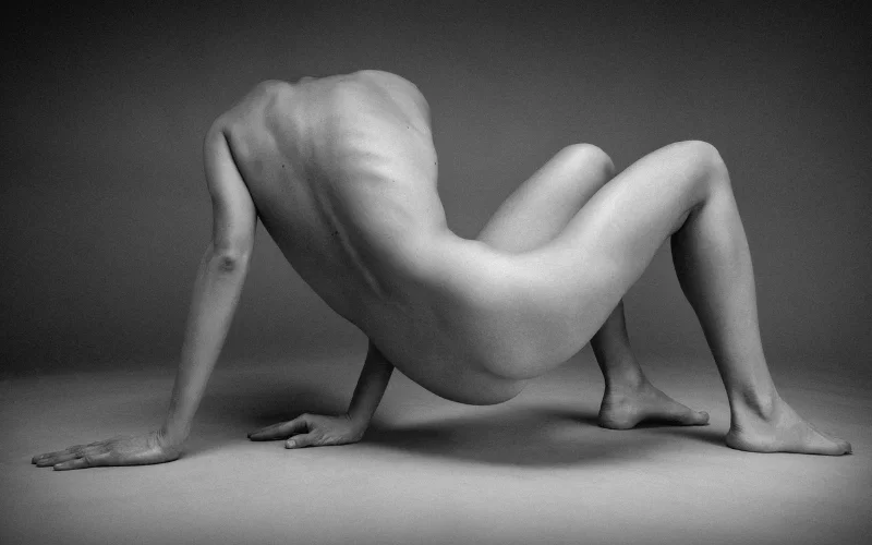 black and white nude photography