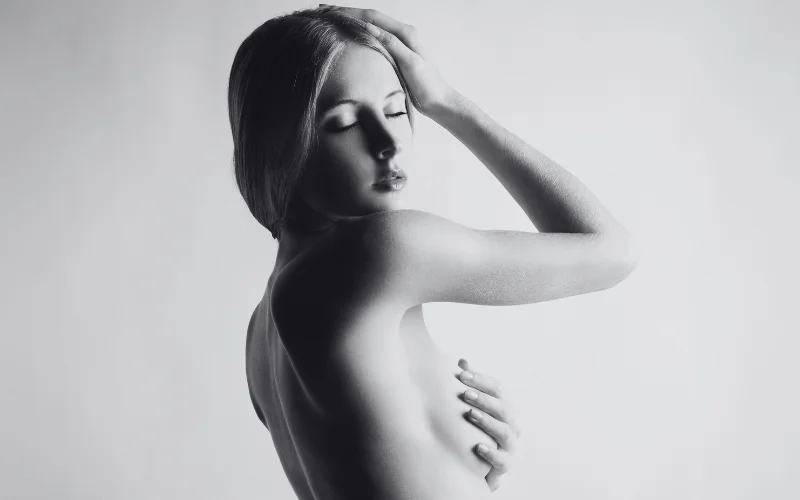 black and white nude photography