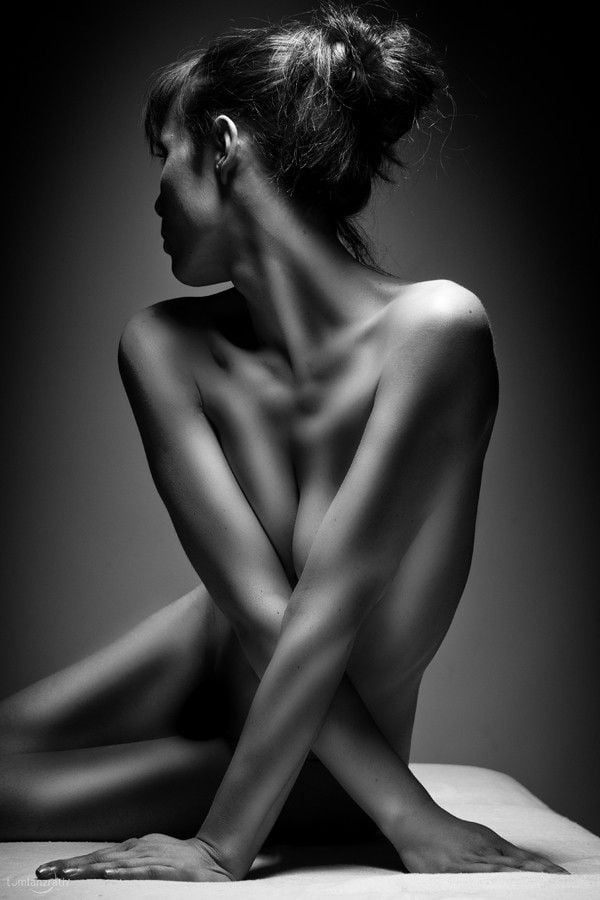 nude poses