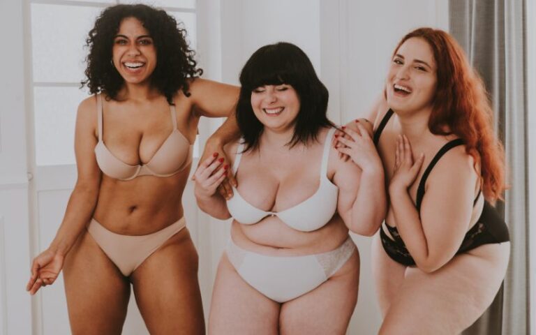 plus size boudoir photography featured image