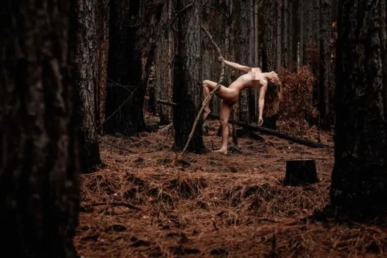 posing model, nude forest shoot, creative poses in nature, landscape nude inspiration