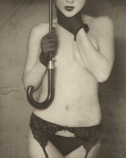 Vintage Nude Photos, vintage nude photographers, classic female nude photography, vintage nude art photography