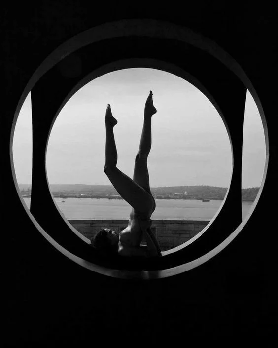 a nude yoga photography pose in the frame, nude yoga photo, yoga nude images, yoga nude poses, nude poses yoga, yoga nude photography