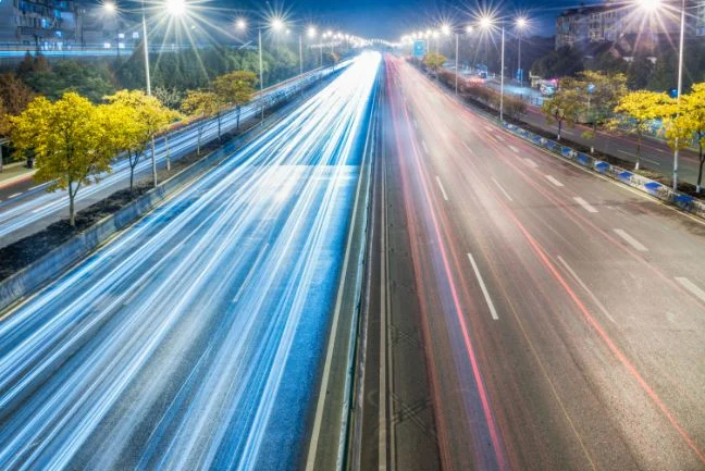 photo showing motion of urban traffic - movement photography examples