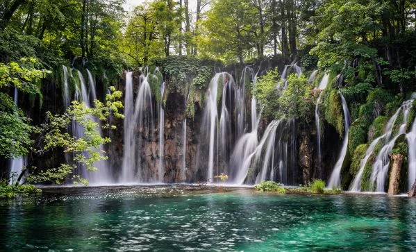 Photo of waterfall