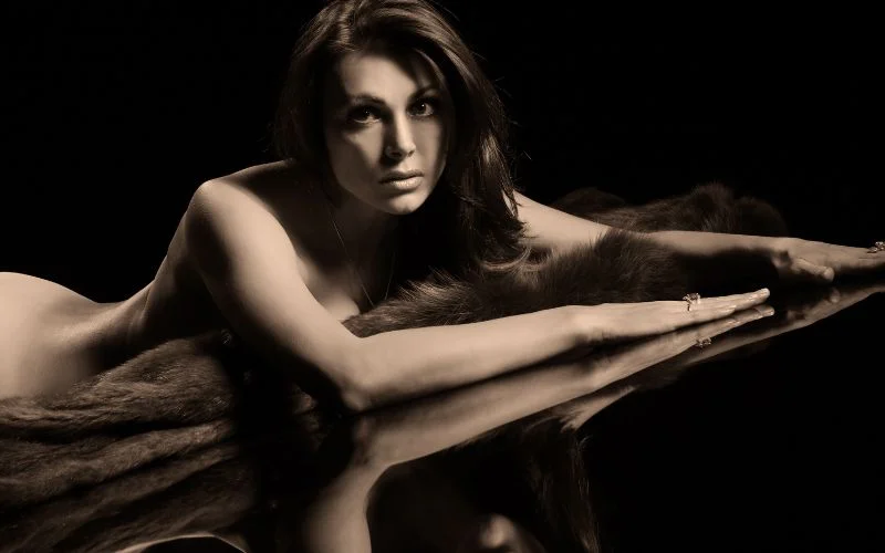 nude composition techniques