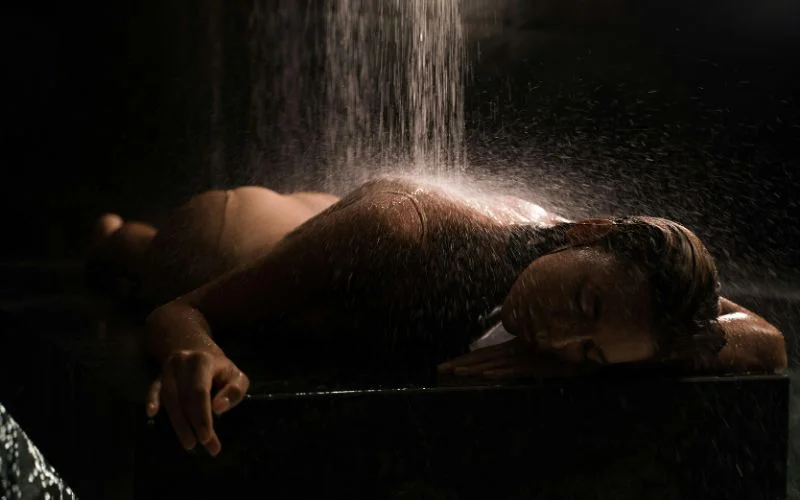 master the lighting for capturing shower nudes