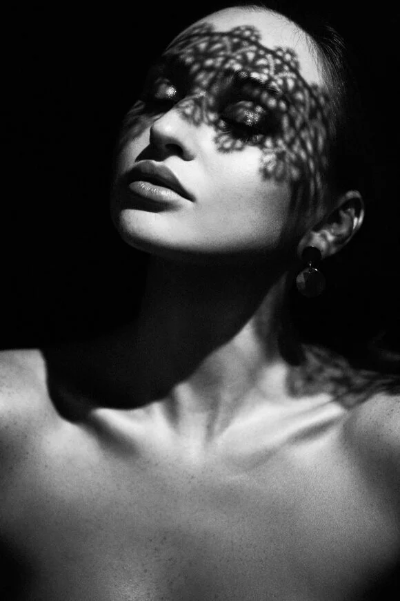 eye mask shadow