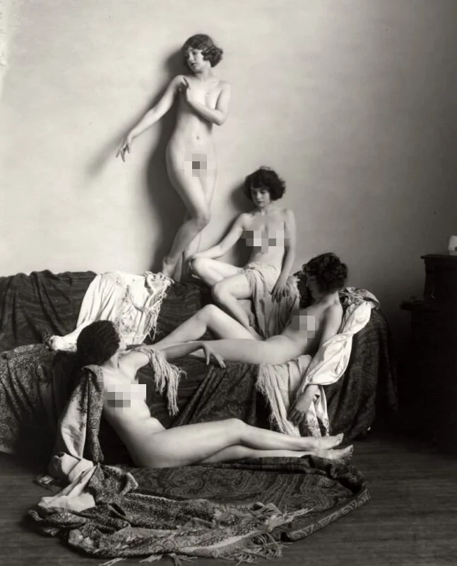 Vintage Nude photography of 4 models, Vintage Nude Photos, vintage nude photographers, classic female nude photography, vintage nude art photography