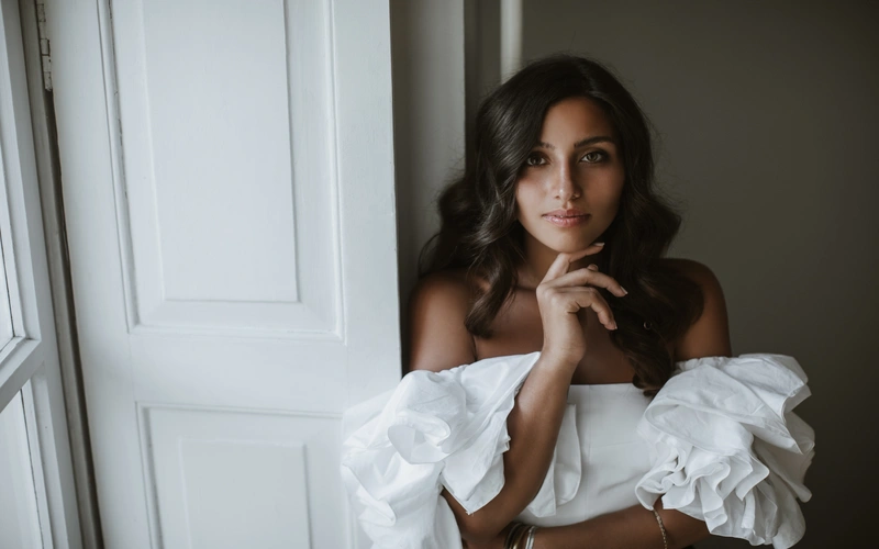 Emotive boudoir portrait built around a clear visual concept and message