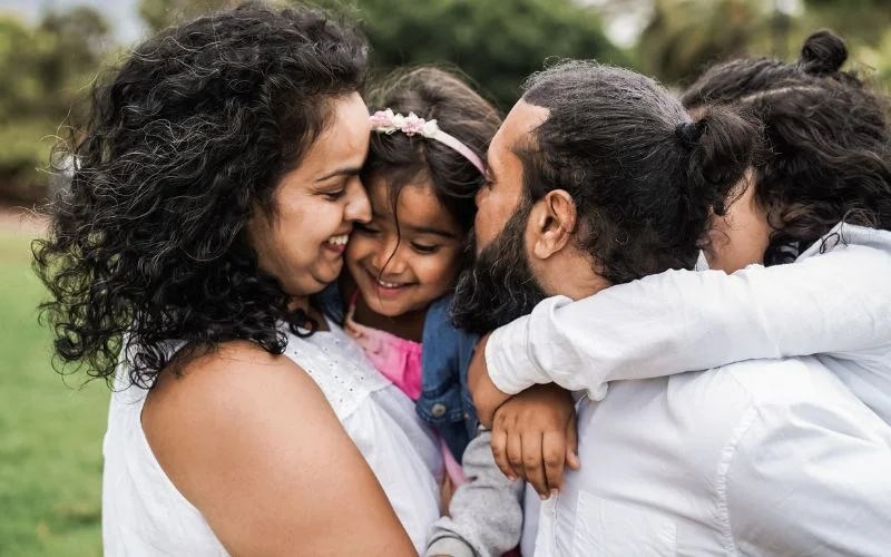 family hug for family photoshoot ideas, family photoshoot ideas