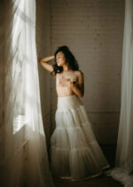 19 Intimate Nude Wedding Photos to Treasure Them Forever