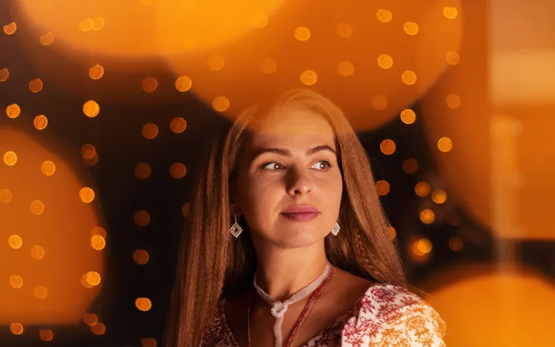 portrait of woman with bokeh effect