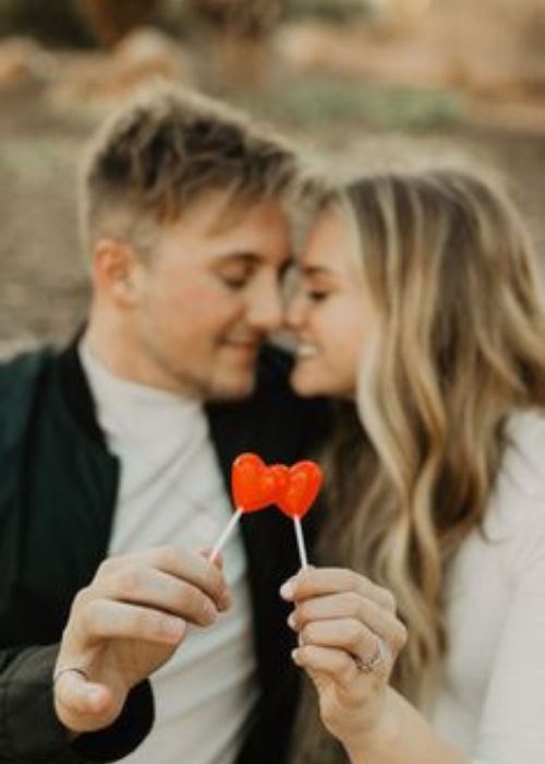 Valentine’s Day photography themes, heart-themed photoshoot, couples photography ideas