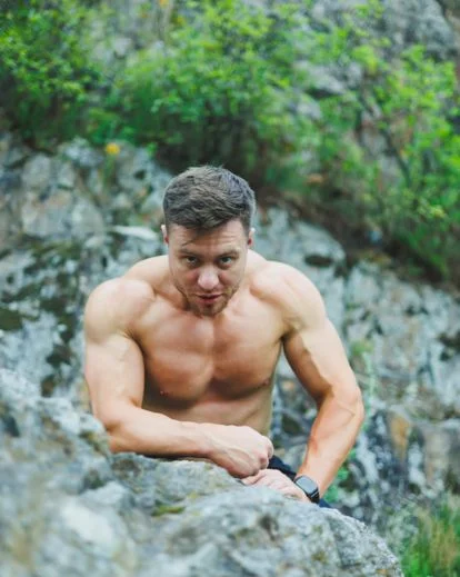 posing ideas for men