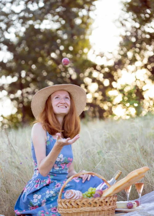 easter picnic portrait idea, Easter morning photos, Easter photography poses