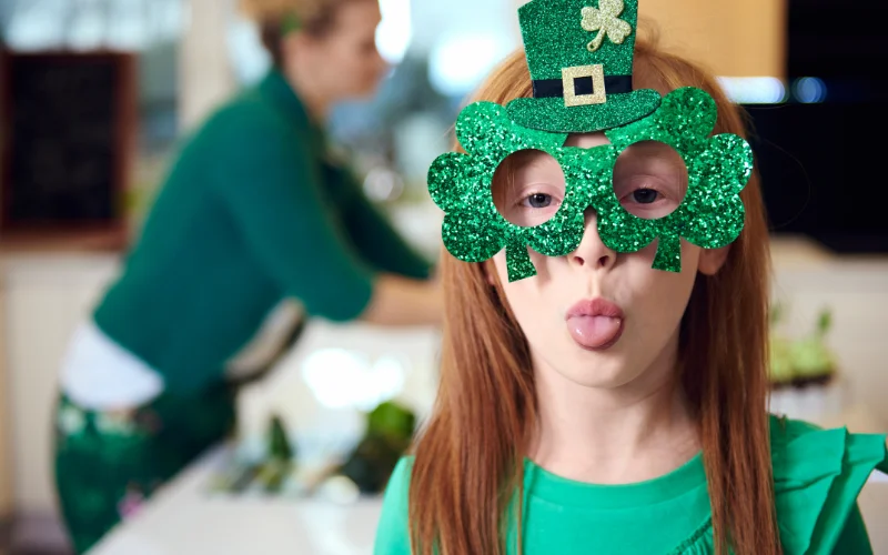 use St paddy's props for St Patricks photoshoot