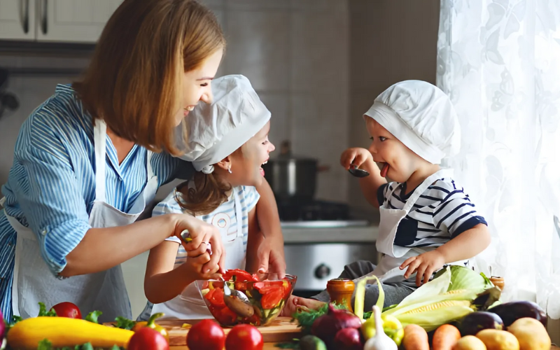 cooking with mom