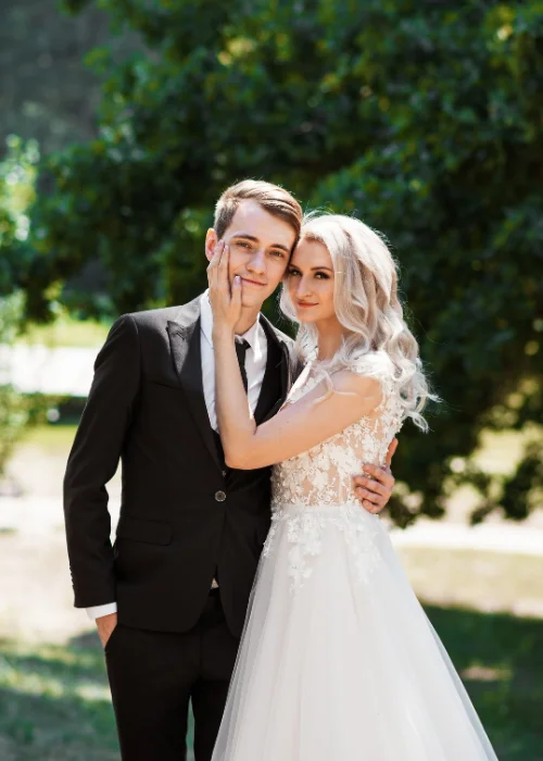traditional wedding poses
