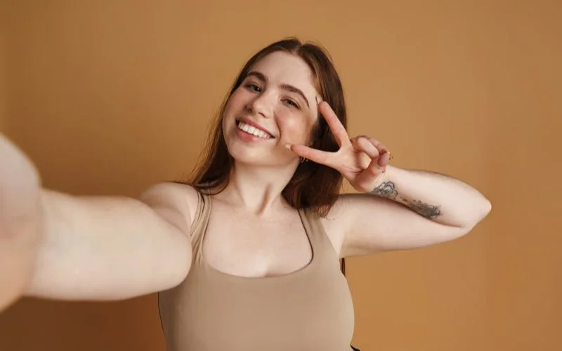 best pose for instagram