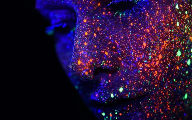 stunning image in black light