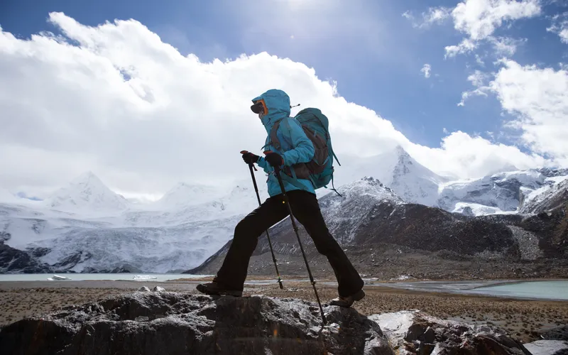 outdoor fitness photoshoot - Trekking