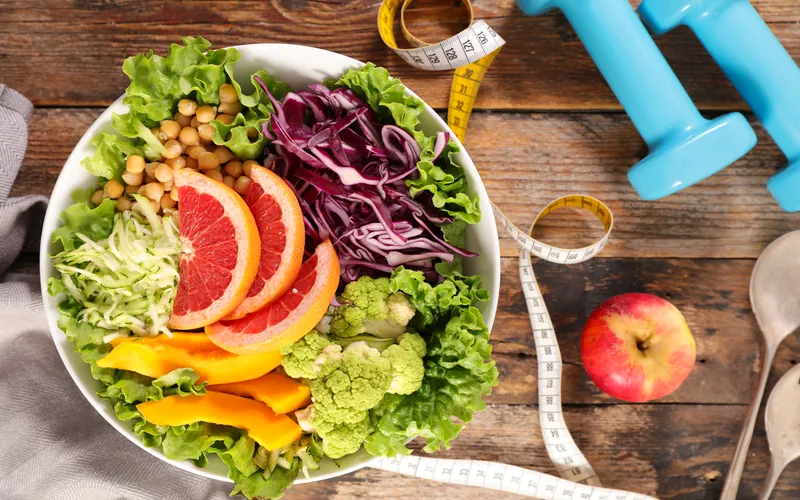 healthy lifestyle aesthetic plate of food