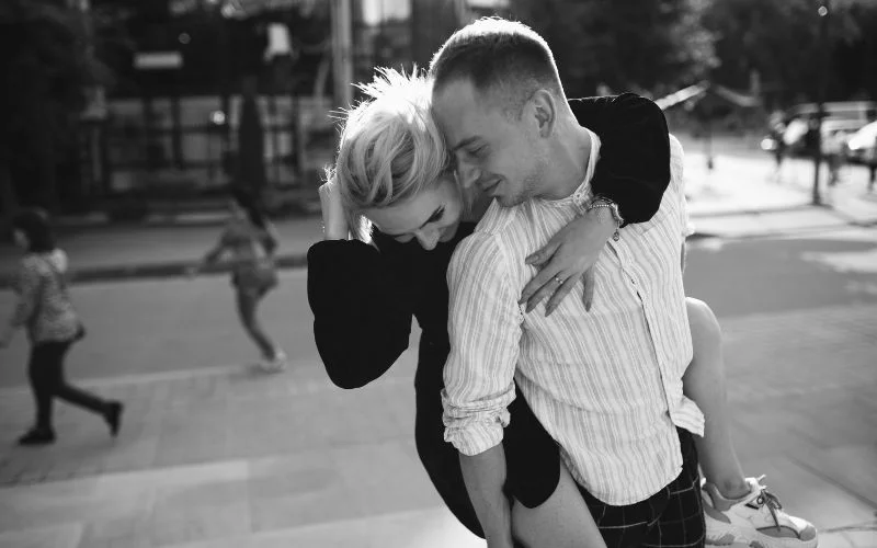 black and white save the date photo ideas