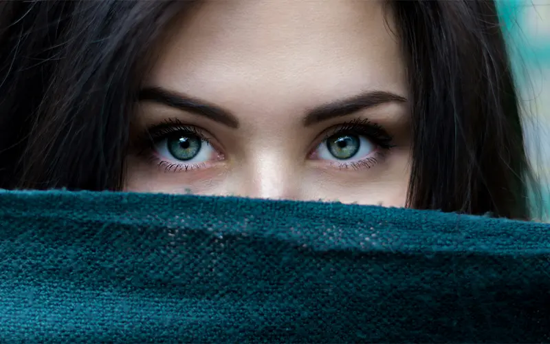 before editing with eye editing Photoshop actions, photoshop portrait retouching actions