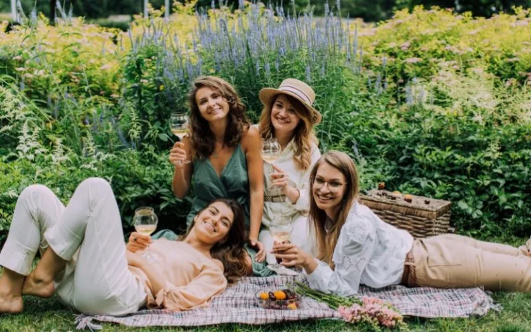 sister photoshoot ideas