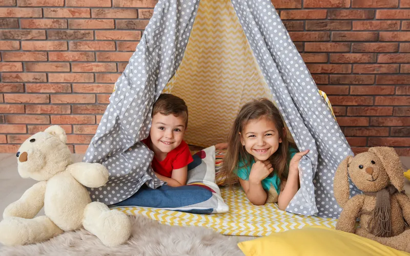 feature image - 8 Indoor Creative Photography Ideas To Inspire You