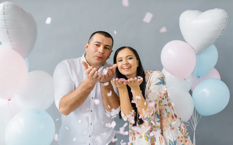 using confetti to reveal gender