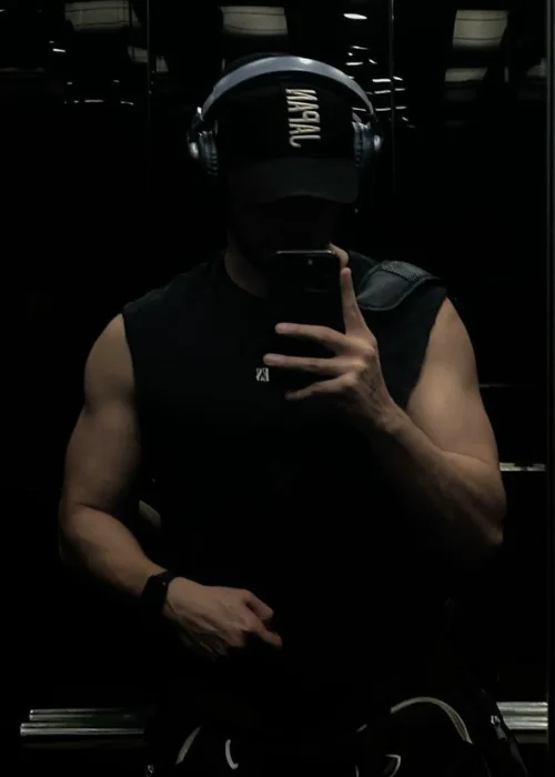 Mirror Aesthetics