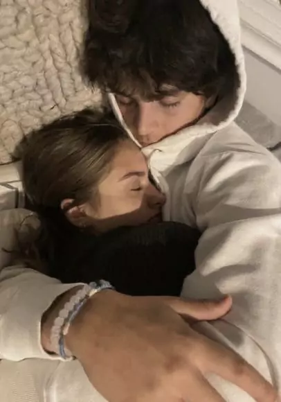 A heartwarming and affectionate cute selfie pose that captures a moment of closeness and comfort with someone special.