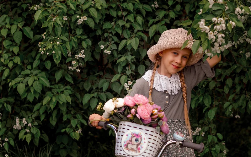 flower basket spring photoshoot, spring flower basket photoshoot, spring photoshoot