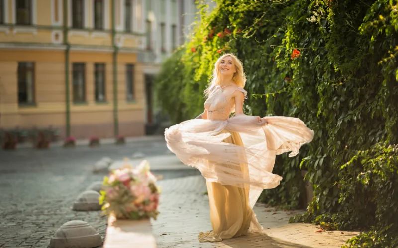 Flowy Dress Spring Photoshoot, Dress Spring Photoshoot, flowy spring photoshoot 