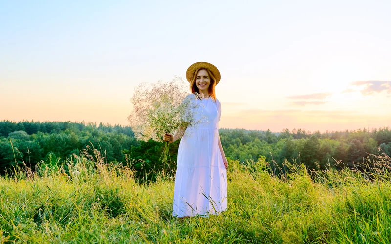 nature themed birthday photoshoot, Sweet 16 city photoshoot, Sweet 16 park photoshoot,