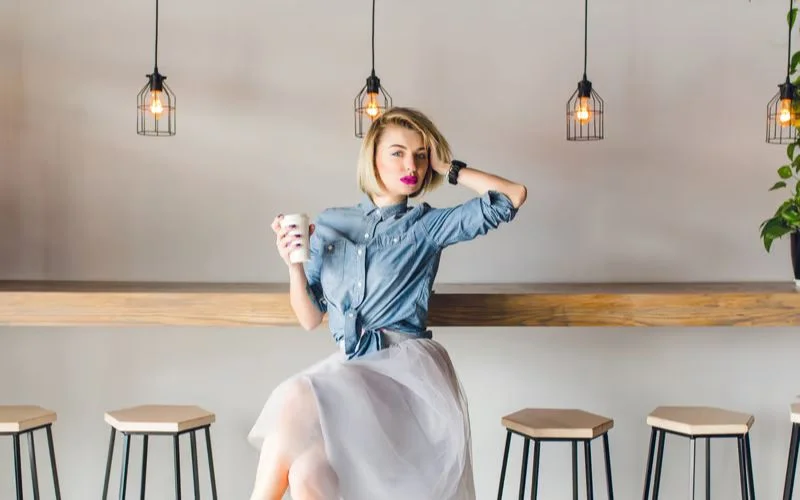 Coffee Shop 21st Birthday Photoshoot ideas, 21st birthday photo idea, 21st birthday photoshoot outfit ideas, 21st birthday photoshoot themes, 21st birthday pic ideas, 21st birthday shoot idea, 21st birthday ideas photoshoot, photoshoot for 21st birthday